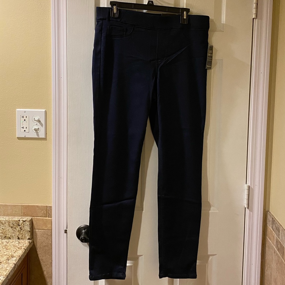 NWT Relativity Jeggings Super Soft & Stretchy LRG